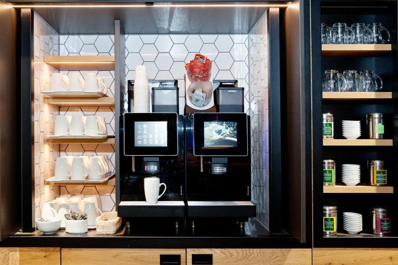 Moxy Vienna City East エクステリア 写真