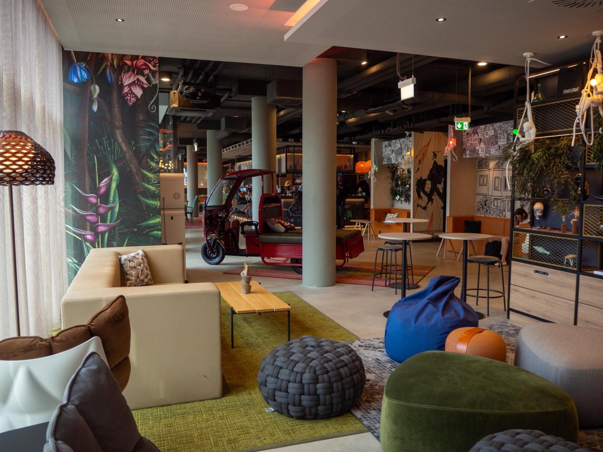 Moxy Vienna City East エクステリア 写真